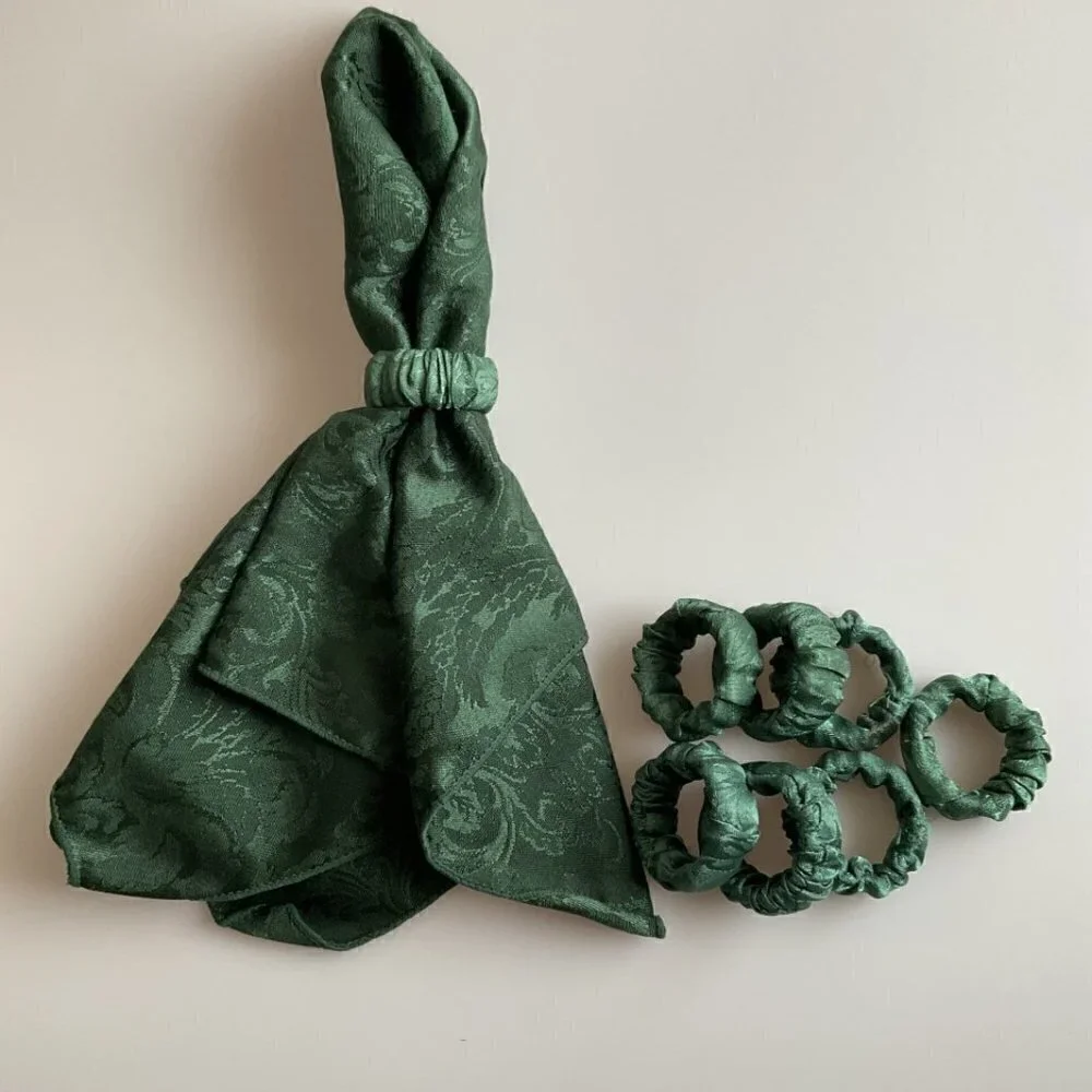 VTG WC Design Forest Green Damask Cloth Napkins & Ring Set - 16 Pcs